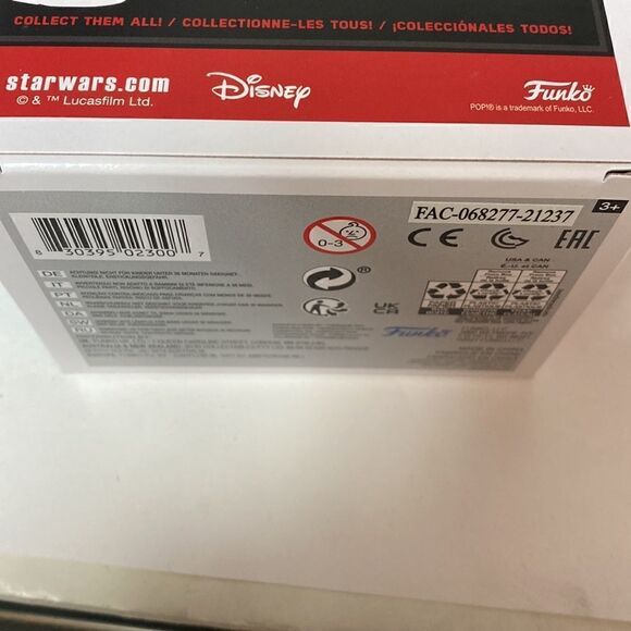 Star Wars Darth Vader Bobble Head Vinyl Figure - Picture 11 of 11